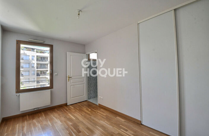Proximité Montchat - Appartement T5 de 107 m² , Traversant & Lumineux, Étage Élevé, Garage inclus, Villeurbanne (69100) — photo 4