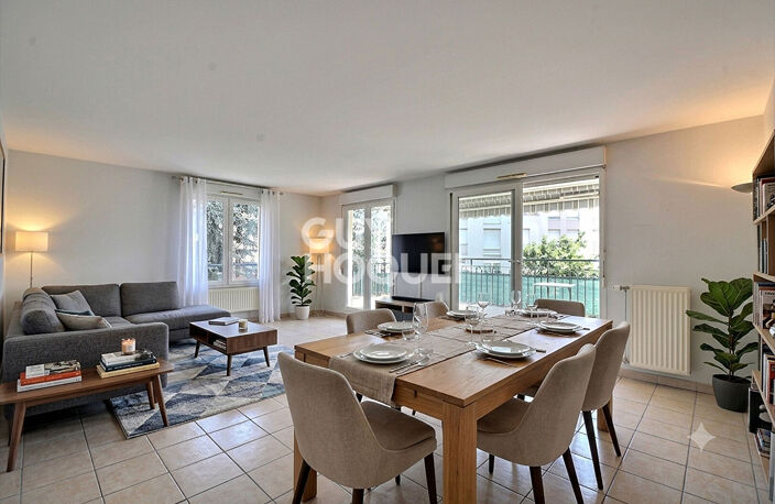 Montchat - appartement T5 de 110 m², Calme, Terrasse, Garage, Lyon 3ème (69003) — photo 3
