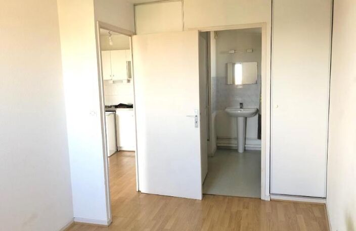 Location appartement 2 pièces 36 m² à Toulouse (31100) — photo 3