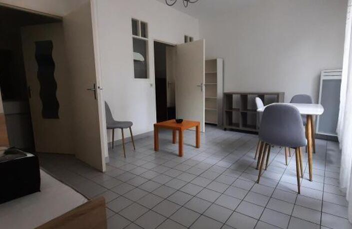 Location appartement 1 pièce 33 m² à Toulouse (31000) — photo 2