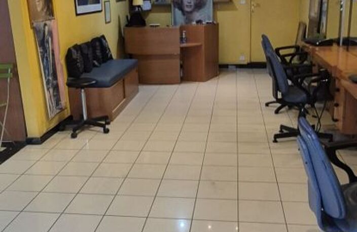 Local commercial — photo 4