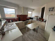 Appartement T4   Dernier étage   Terrasse de 48 m2   Double — photo 4