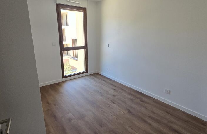 Location appartement 3 pièces 64 m² à Vif (38450) — photo 3