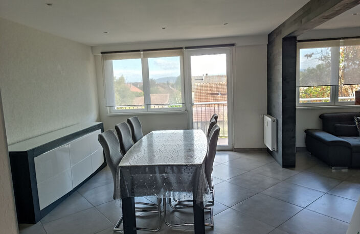 Appartement F4 93 m2 — photo 2