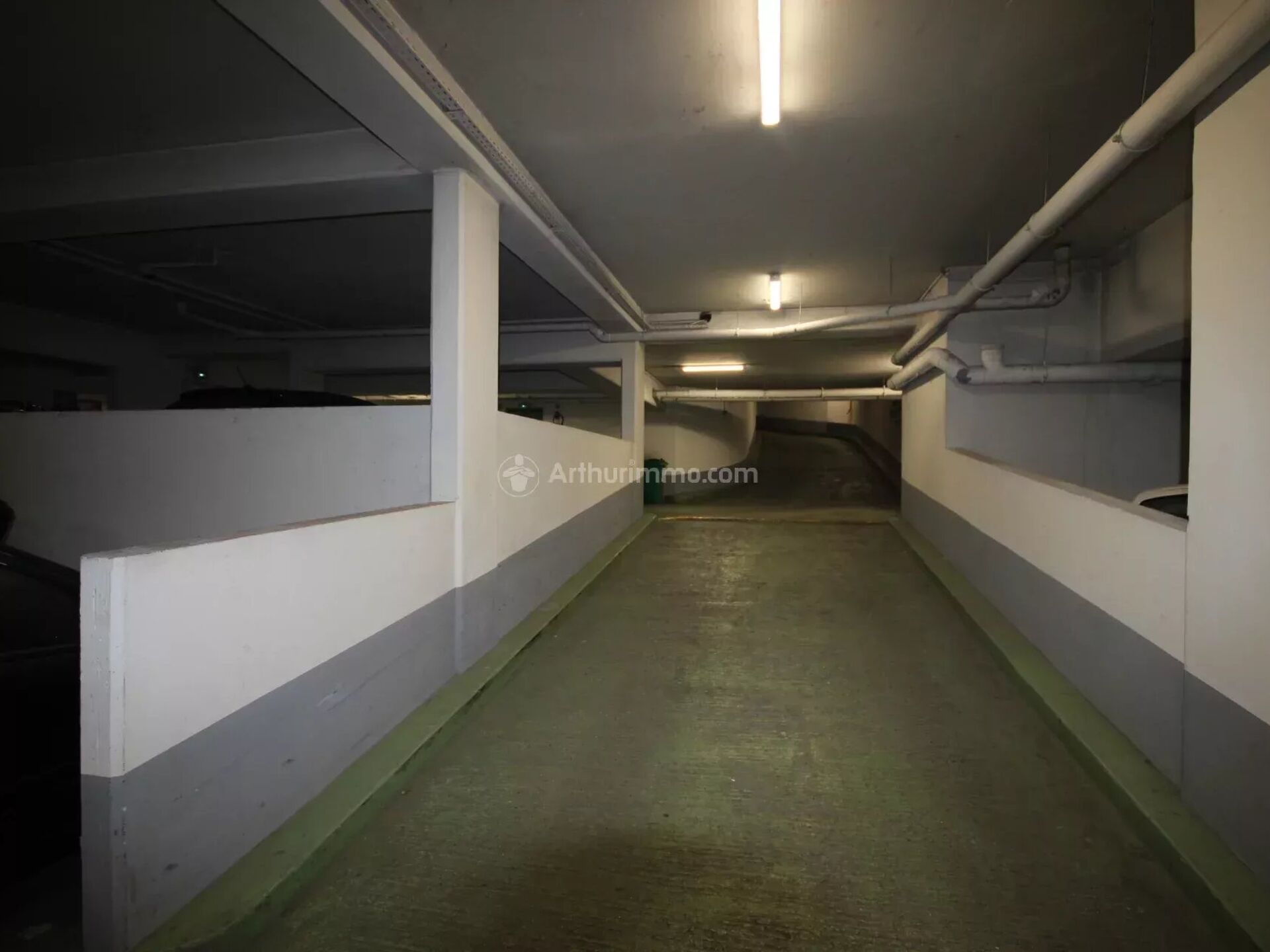 Location Parking à Asnières-sur-Seine · 70 €/mois