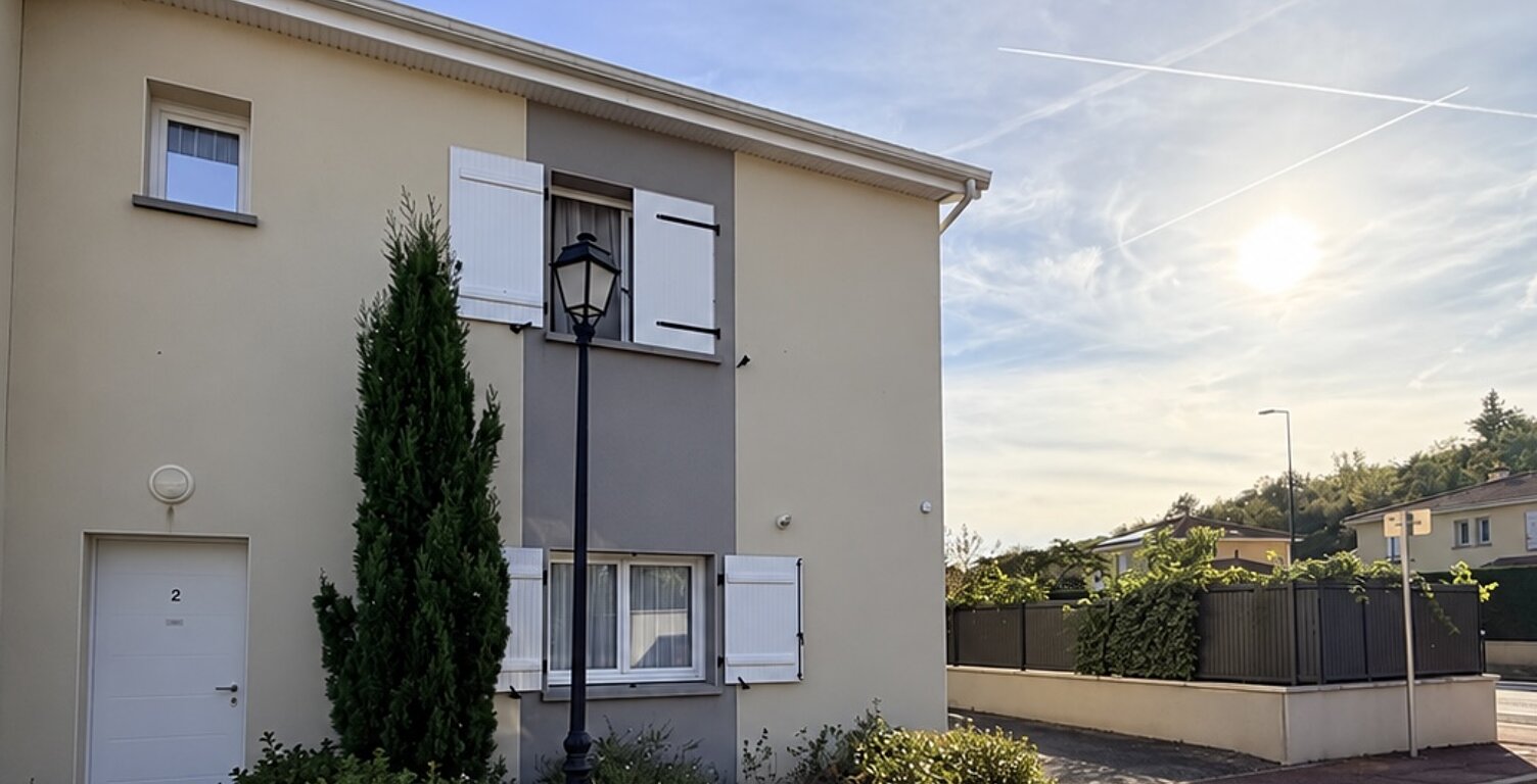 Genas – Maison 4 pièces vendue louée – Rentabilité brute 3,5 % — photo 1