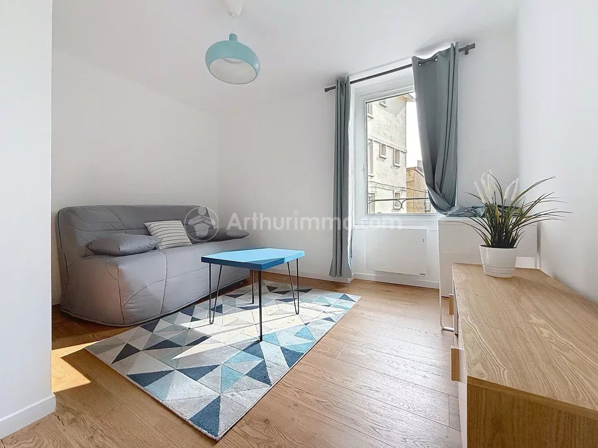 Immeuble 9 pièces · à Chamalières · 245 000 €