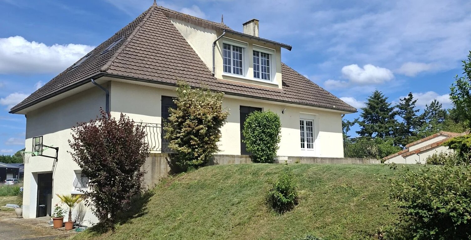 Grande maison familiale à Sèvres-Anxaumont, 5 chambres — photo 1