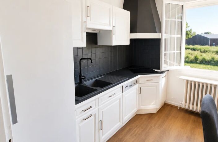 Grande maison familiale à Sèvres-Anxaumont, 5 chambres — photo 2
