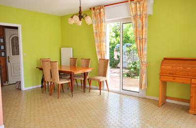 Plain pied non mitoyen sur un terrain de 1385 m² — photo du bien