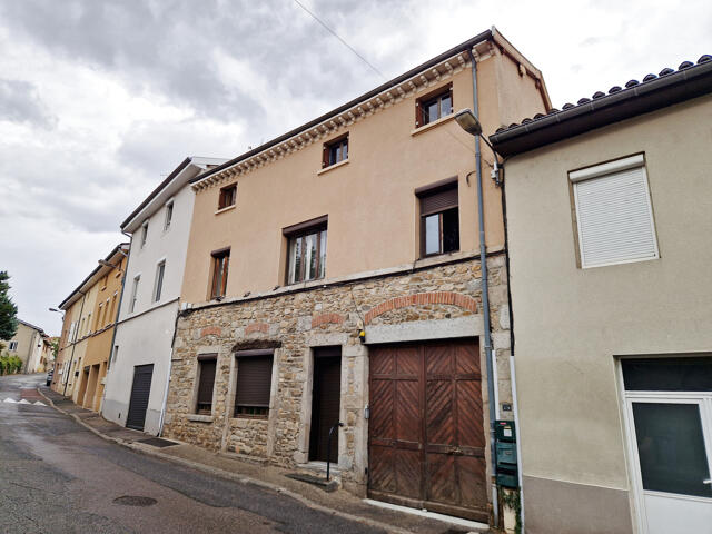 Immeuble proposé à Orliénas
