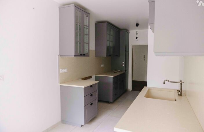 Vente appartement 4 pièces 137 m² Ville-d'Avray (92410) — photo 2