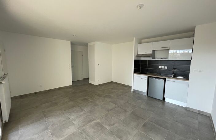 Location appartement 2 pièces 43 m² à Castanet-Tolosan (31320) — photo 2
