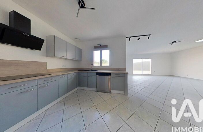 Vente Maison traditionnelle 5 pièces — photo 3