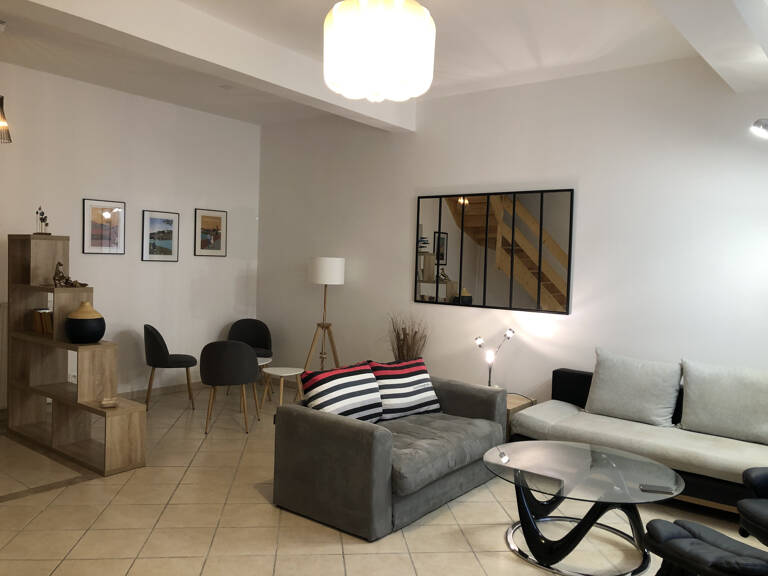 A louer maison de village meublée à Meilhan sur Garonne — photo 1