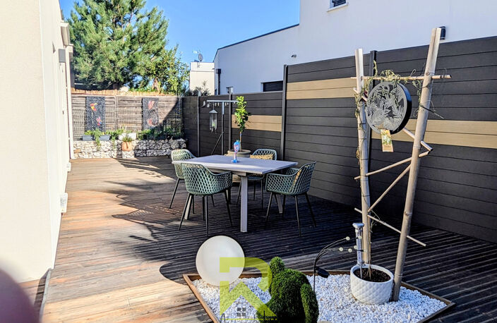 AGDE   VILLA 3 CHAMBRES AVEC JARDIN, DEUX TERRASSES ET GARAG — photo 2