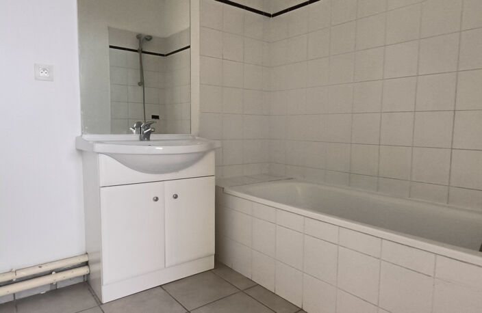 Appartement T2 RDC avec place de parking sécurisée — photo 4