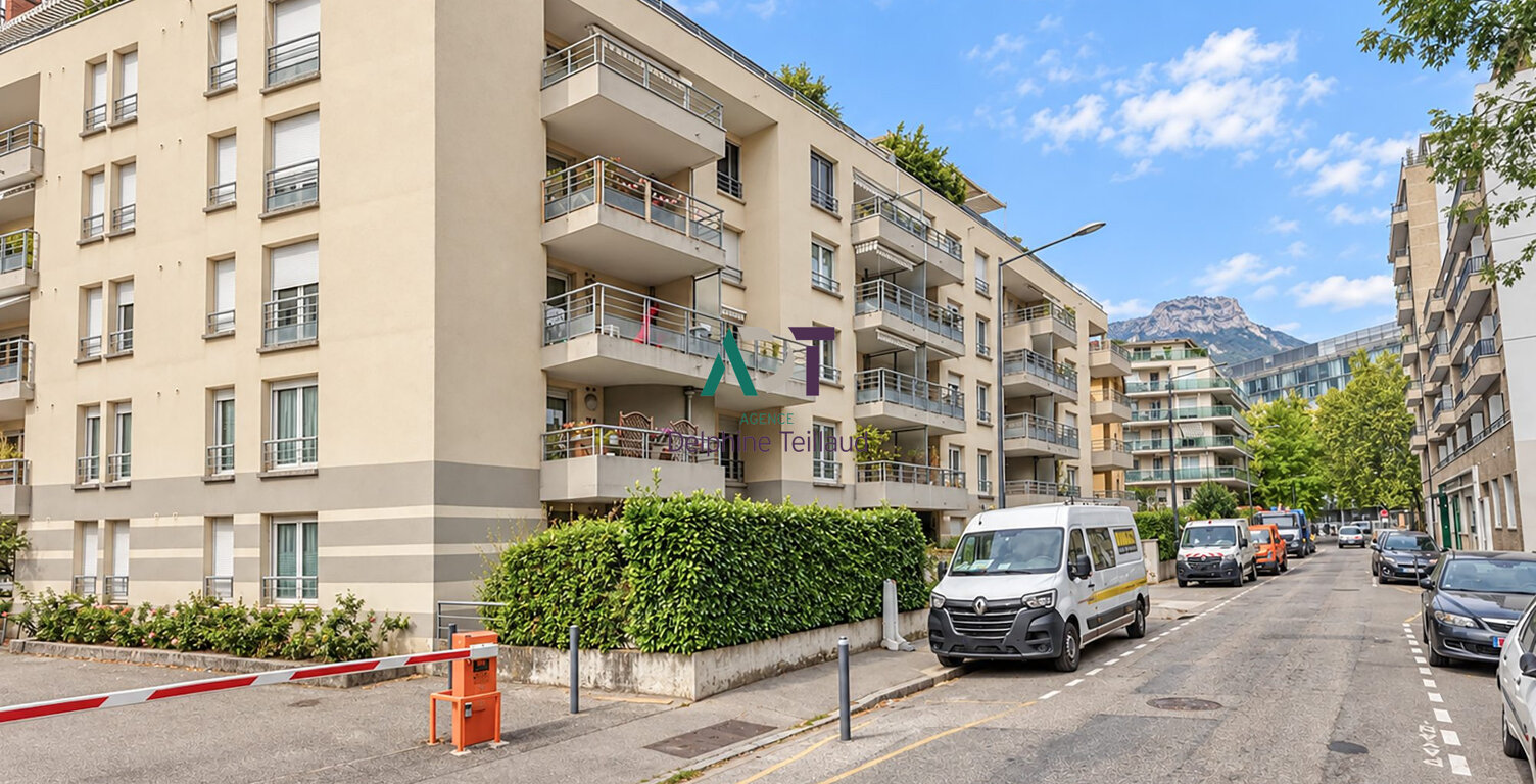T2 A VENDRE A GRENOBLE — photo 1