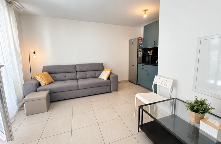 Aubagne   Résidence Terracota : T2 lumineux avec terrasse ex — photo 2