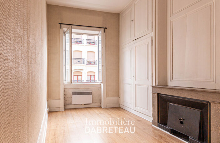 Appartement Lyon 3 pièce(s) 71 m2 — photo 2