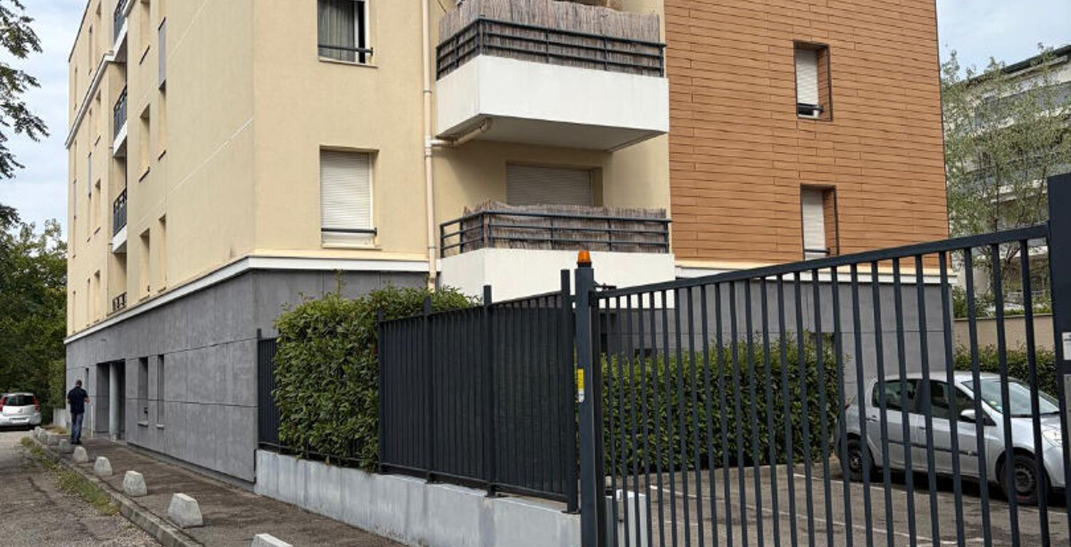 Appartement Decines Charpieu 2 pièce(s) 34 m2 — photo 1