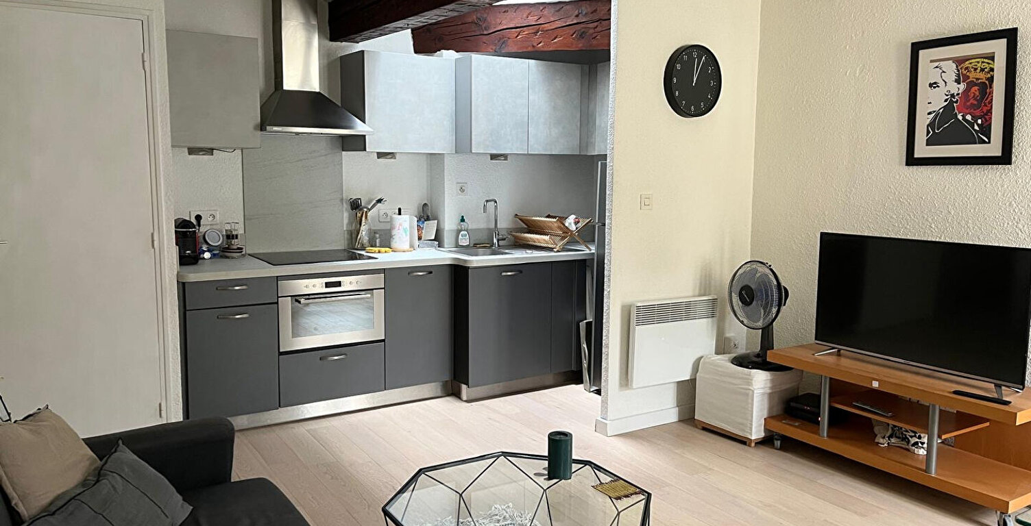 AIX EN PROVENCE - Type 2 meublé de 41.25 m² — photo 1