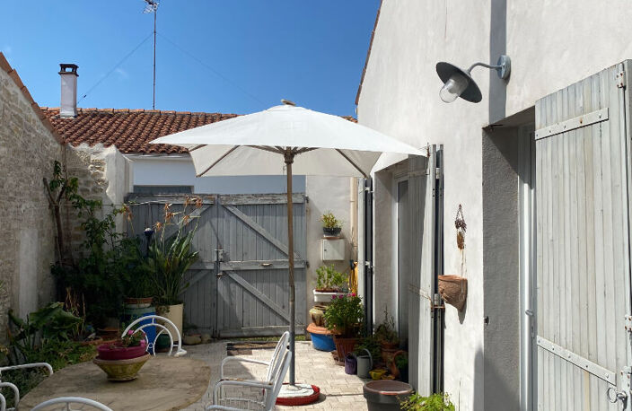Maison de bourg au calme, proche commerces et plages — photo 3