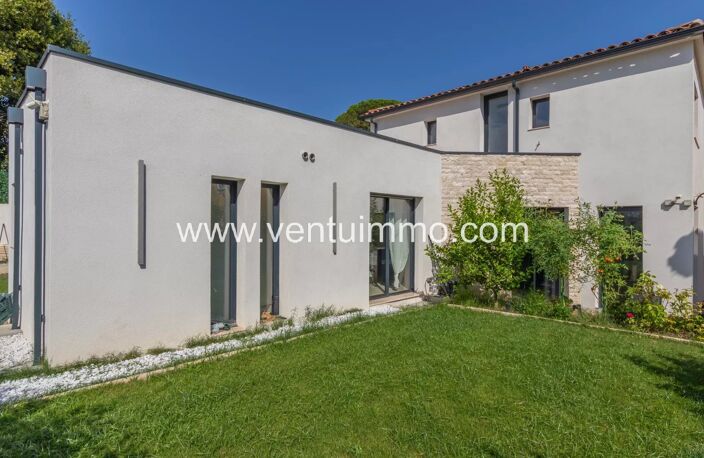 CANNES LA BOCCA VILLA NEUVE AVEC JARDIN FLEURI — photo 2