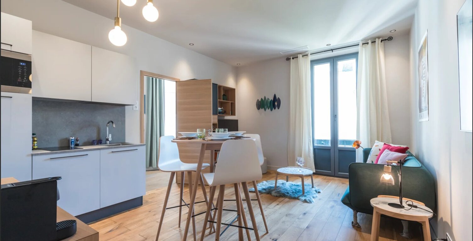 VIAGER OCCUPÉ – NICE QUARTIER DES FLEURS — photo 1