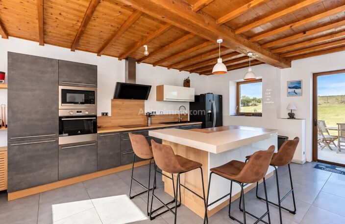 VÉZERONCE-CURTIN – MAISON DAUPHINOISE RÉNOVÉE – 169 m² – TERRAIN 2 500 m² — photo 5