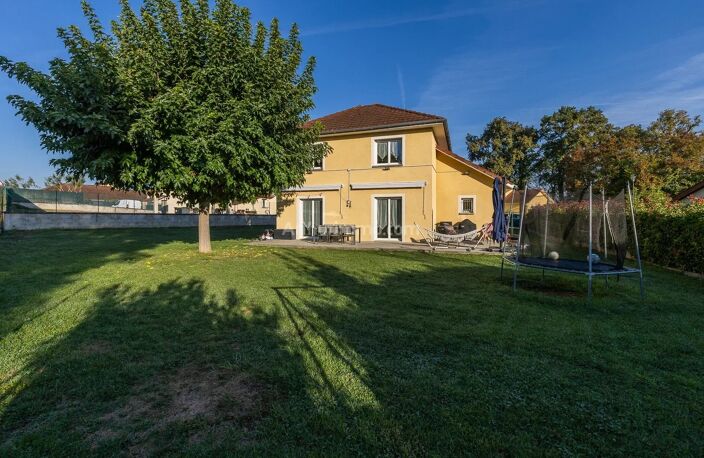 EXCLUSIVITÉ MORESTEL – UNE MAISON FAMILIALE À DÉCOUVRIR ! — photo 2