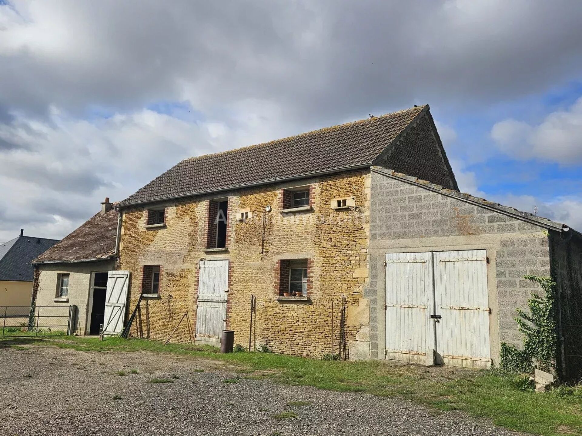 Maison 5 pièces 160 m² · à Troarn · 160 m² · 138 700 €