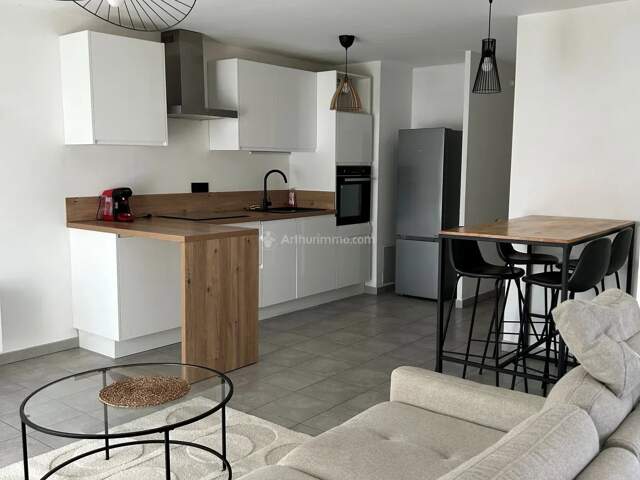 À louer – Très beau T4 meublé de 70,76 m² avec balcon et garage – Villeurbanne Saint-Jean — photo du bien