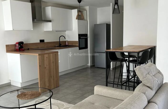 À louer – Très beau T4 meublé de 70,76 m² avec balcon et garage – Villeurbanne Saint-Jean — photo 2