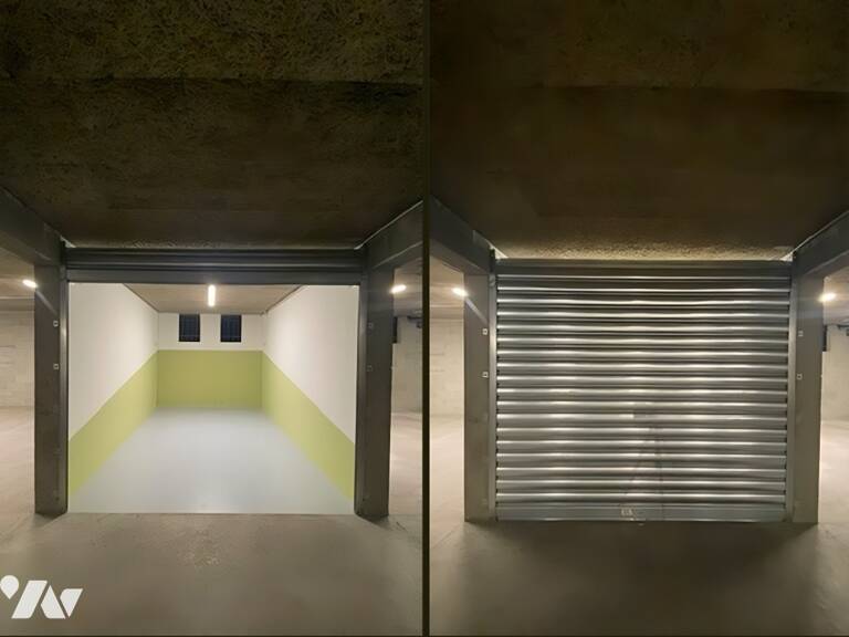 Garage   — photo 1