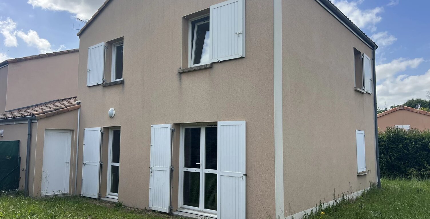 QAURTIER DEMI LUNE — photo 1