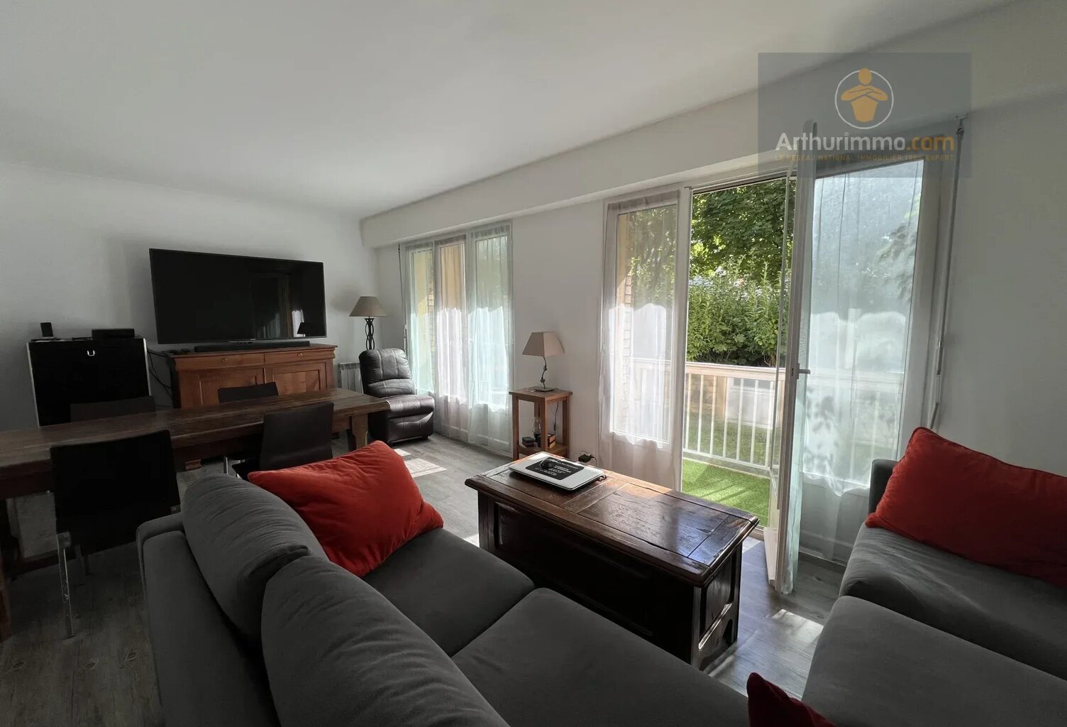 Appartement Elancourt 2 pièce(s) 59 m2 — photo 1