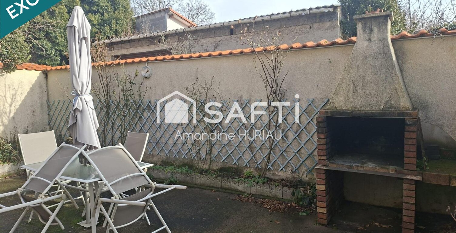 Maison familiale 146m2 à Aigueperse - centre ville - double garage et cour extérieure — photo 1