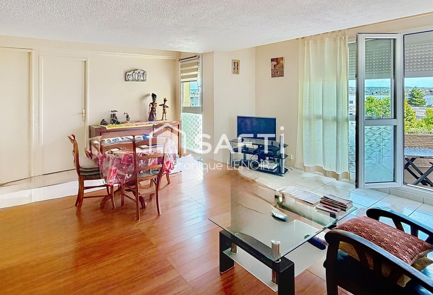 CHATOU - Hauts de Chatou : Beau 2P de 61m2 avec vaste TERRASSE dans une résidence sécurisée — photo 1