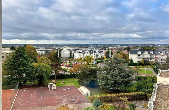 CHATOU - Hauts de Chatou : Beau 2P de 61m2 avec vaste TERRASSE dans une résidence sécurisée — photo 5