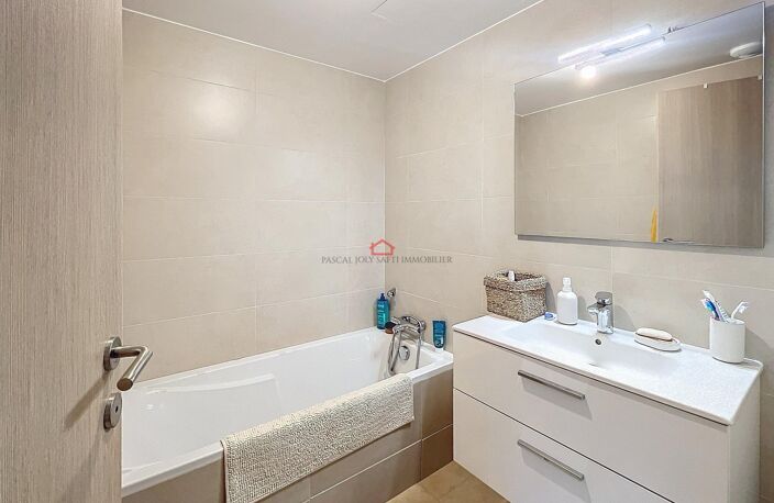 Aspretto appartement de prestige F3 + studio indépendant. — photo 5