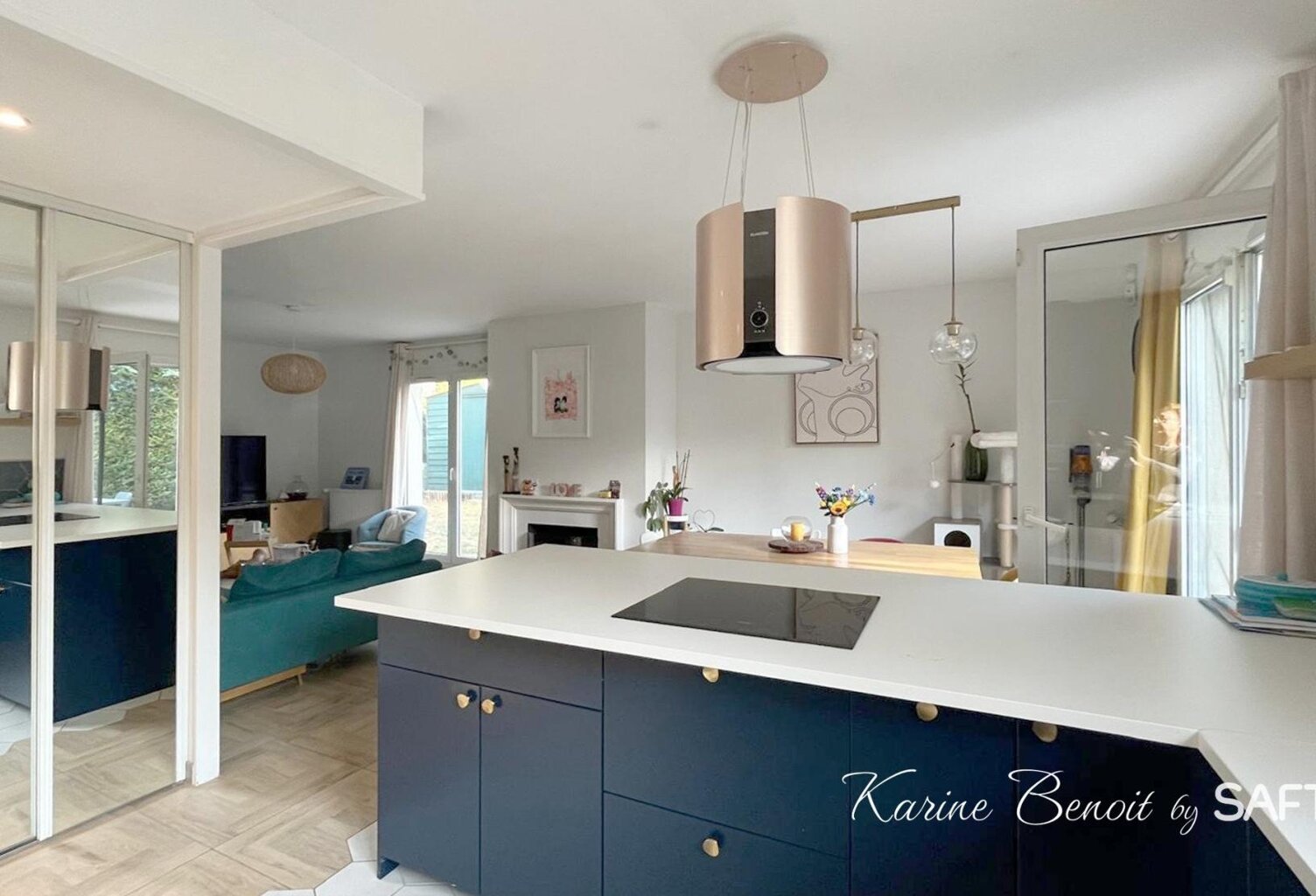 Maison contemporaine de 1990 idéale pour une grande famille en résidence sécurisée. — photo 1