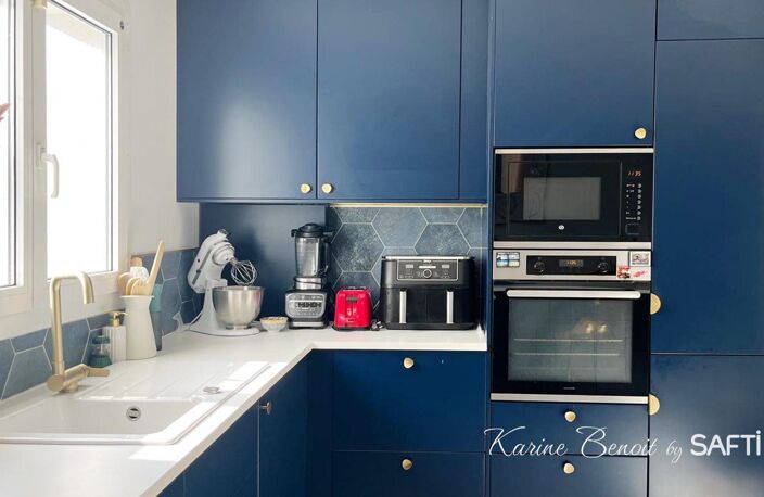 Maison contemporaine de 1990 idéale pour une grande famille en résidence sécurisée. — photo 3