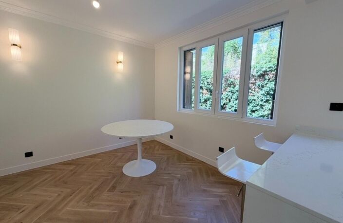 MAGNIFIQUE MAISON RÉNOVÉE À NEUF AVEC STUDIO INDÉPENDANT — photo 5