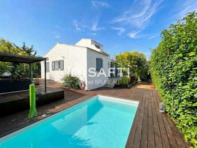 Splendide villa individuelle de 90m² avec piscine et jardin à Sanary-sur-Mer quartier La Guicharde, sans vis-à-vis. — photo du bien