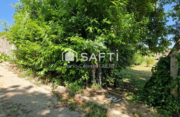 Terrain viabilisé, plat et vue dégagée au cœur du village ! — photo 2