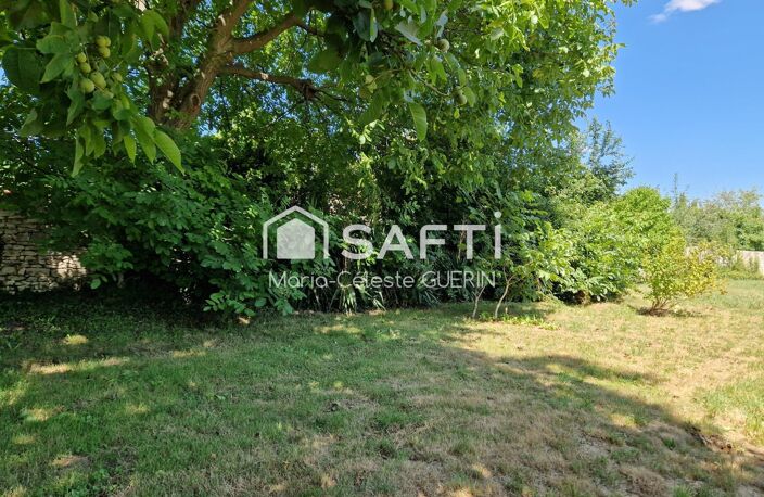 Terrain viabilisé, plat et vue dégagée au cœur du village ! — photo 3