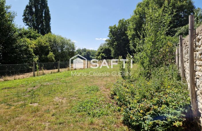 Terrain viabilisé, plat et vue dégagée au cœur du village ! — photo 4