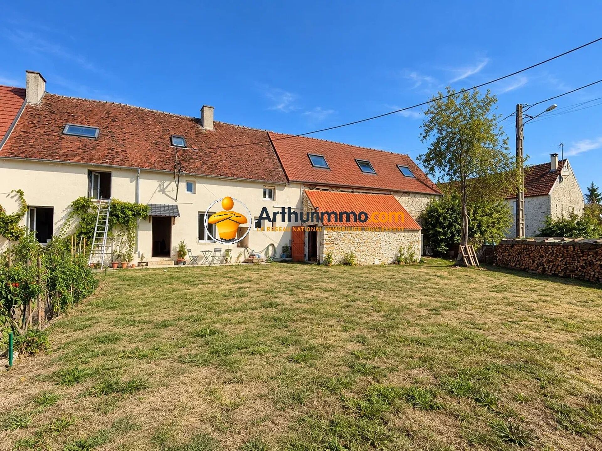 Maison 6 pièces 182 m² · à Coulommiers · 182 m² · 210 000 €