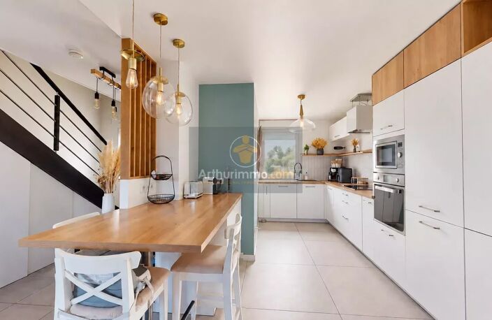 Maison familiale récente – 4 chambres – Suite parentale de 43 m² – Double garage – Jardin – Louveciennes — photo 4